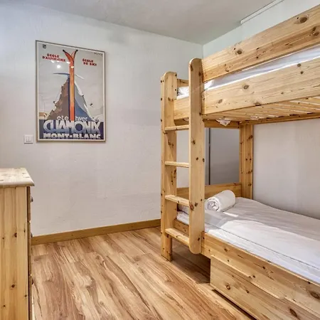 Aiguille Du Grepon - Bright In The Heart Of Apartment Chamonix